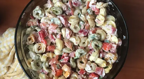 Idealne tortellini do sałatki: Sekrety wyboru i przygotowania