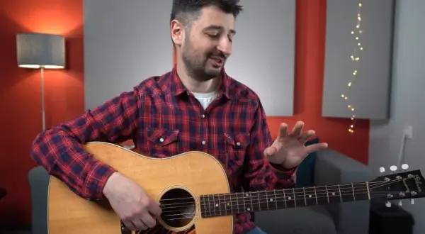 Jak łatwo zagrać chwyt gitarowy D7 - krok po kroku dla początkujących