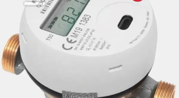 Wybór wodomierza do bloku: Radiowy czy mechaniczny? Co musisz wiedzieć?