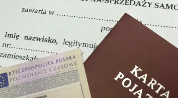 Dokumenty do transakcji: umowa kupna-sprzedaży samochodu, dowód rejestracyjny i karta pojazdu. Jak spisać umowę kupna-sprzedaży samochodu?