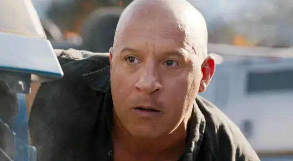 Dominic Toretto ser intensiv ut, redo för mer action i Fast & Furious 11.