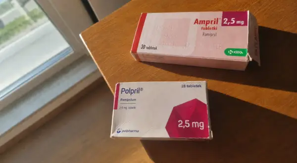 Dwa opakowania leków na nadciśnienie: Polpril i Ampril. Szukasz polpril zamienniki? Oba zawierają ramipril.