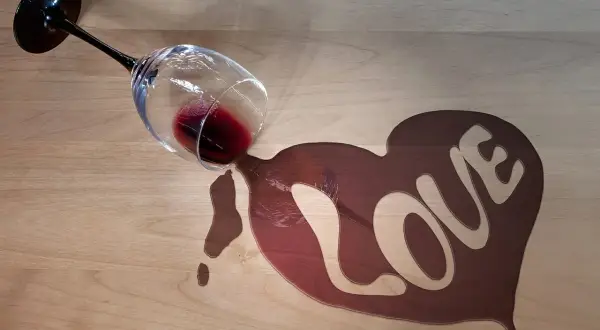 Twój bliski pije? Skuteczna pomoc alkoholikowi i wsparcie dla Ciebie.