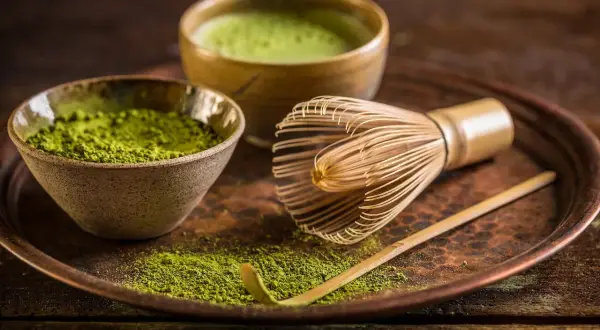 Herbata matcha jak pić: proste sposoby na idealny napój i zdrowie
