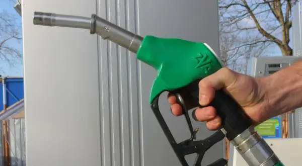 Gdzie tankować LPG? Sprawdzone sposoby na tanie i dobre paliwo