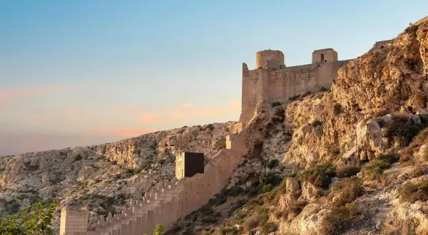 Fortaleza de la Alcazaba de Almería, un tesoro para el turismo Almería ciudad.