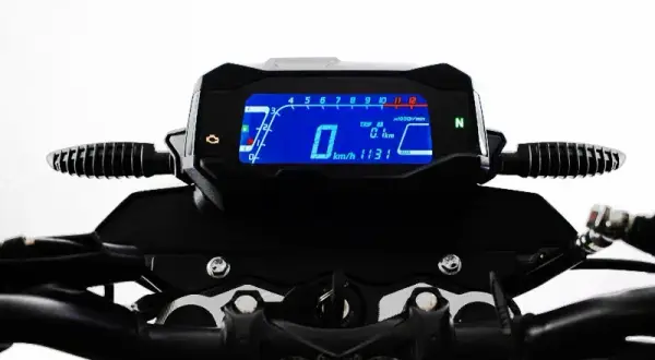Czy karta rowerowa uprawnia do jazdy motorowerem? Sprawdź, co musisz wiedzieć