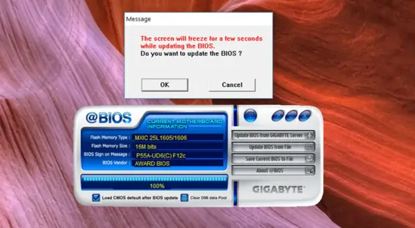 Ventana de mensaje advierte que la pantalla se congelará al actualizar BIOS. Se muestra la interfaz de @BIOS para actualizar BIOS de placa base Gigabyte.
