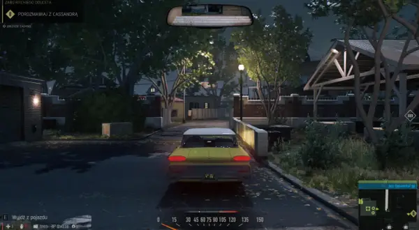 Żółty samochód na nocnej ulicy w grze Mafia III.