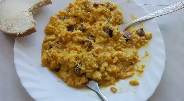 Jajka a cholesterol: Mit obalony? Ile jajek jeść bez obaw?