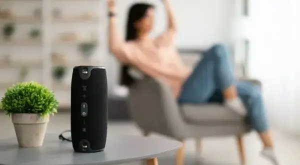 JBL Flip czy Charge - który głośnik lepiej spełni Twoje oczekiwania?