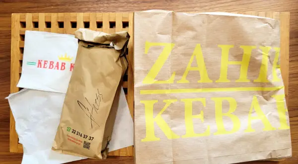 Kebab: Ile ma kalorii? Analiza składników i wersji fit