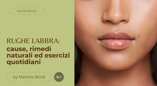 Primo piano di labbra lucide, con un focus sulle sottili rughe intorno alla bocca. Articolo su cause e rimedi.