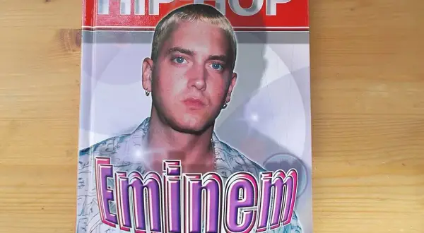 Eminem: Kim jest legenda hip-hopu? Odkryj jego historię.