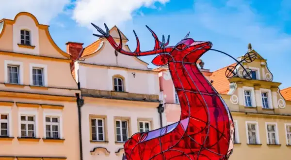 Jelenia Góra: Twoja baza w Karkonosze! Co zobaczyć w mieście i okolicy?