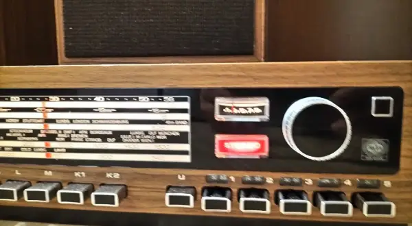 Jak włączyć radio Vintage Cuisine i cieszyć się ulubioną muzyką