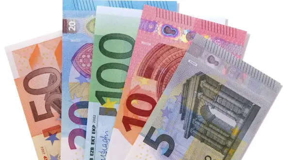 Słowacja jaka waluta? Poznaj euro i ukryte tajemnice płatności