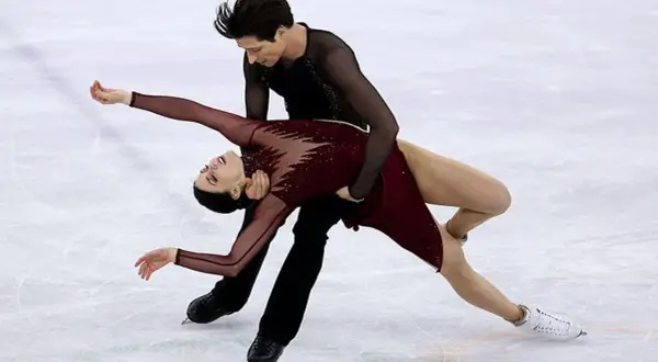La apasionante historia de la pareja de patinaje sobre hielo que deslumbra