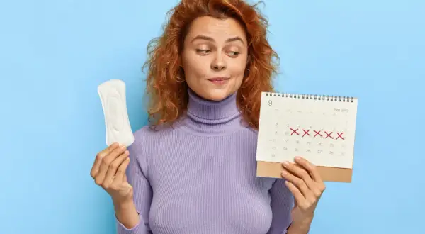 Kiedy wraca miesiączka przy karmieniu piersią? Wszystko, co musisz wiedzieć