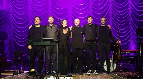 Ile trwa koncert Kasi Kowalskiej? Emocjonująca podróż bez przerw!
