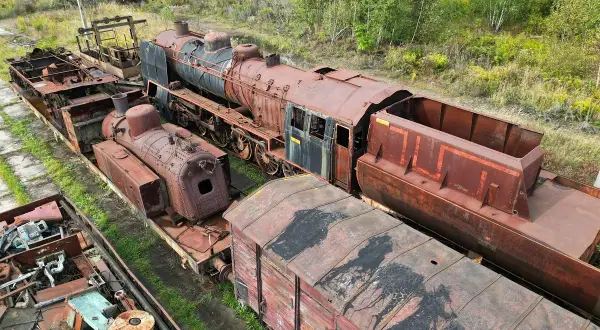 Skansen kolejowy w Pyskowicach: Unikalne eksponaty i historia kolei