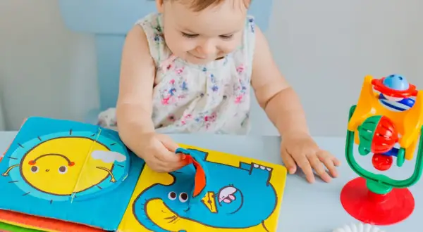 Personalizowana książeczka sensoryczna: magiczny świat rozwoju twojego dziecka
