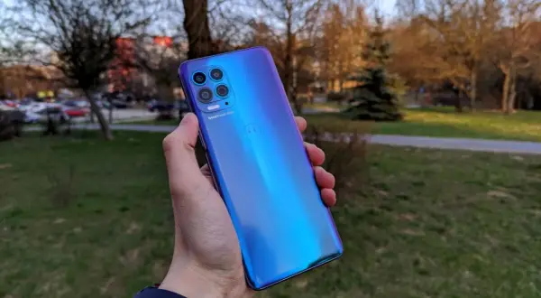 Moto G100 recenzja - czy naprawdę warto za taką cenę?