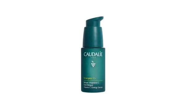 Siero Caudalie Vinergetic C+ per un boost di energia. Scopri a cosa serve questo vitamina c siero per una pelle radiosa e riposata.