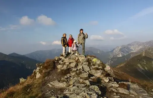 Czy na Giewont można wejść z dzieckiem? Bezpieczeństwo i porady dla rodzin