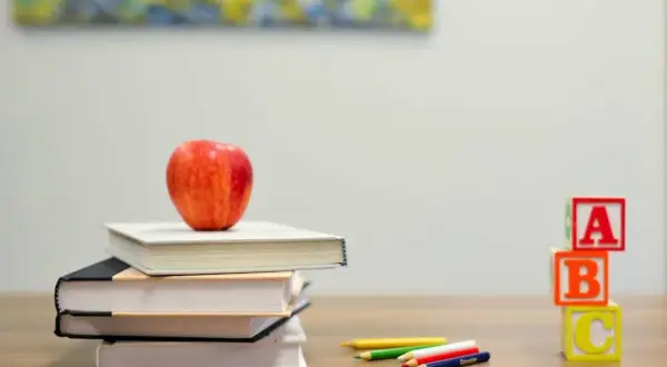 Co zawiera statut przedszkola? Kluczowe informacje, które musisz znać