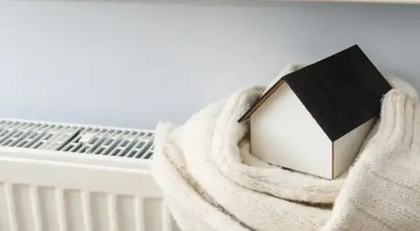 Piec elektryczny + Fotowoltaika: Jak Ogrzewać Dom Najtaniej?