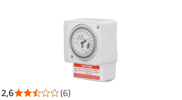 Vit mekanisk timer med tydlig urtavla och varningsetikett. Perfekt för att styra elektriska apparater.