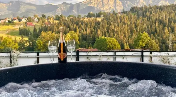 Domki na Wierchu Biały Dunajec: Widoki, jacuzzi i Tatry!