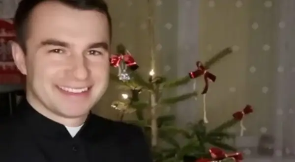 Czy śpiewanie kolęd przed świętami to grzech? Odpowiedź z Kościoła