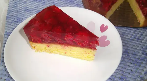 Sekret idealnych delicji: Galaretka nigdy nie wsiąknie w biszkopt!