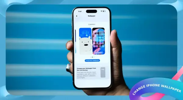 Jak zmienić tło w telefonie? Na ekranie iPhone'a widać opcje personalizacji tapety, w tym zdjęcie misia i kolorowe ikony.