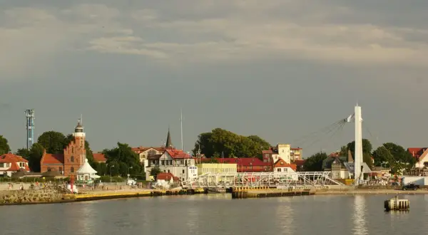 Ustka - w jakim województwie leży to urokliwe nadmorskie miasto?