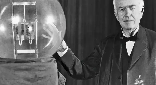 Kto wynalazł światło? Historia wynalazków, które zmieniły życie
