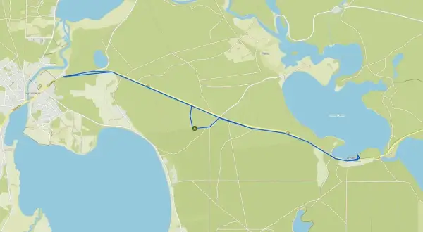 Mapa z zaznaczonymi bory tucholskie szlaki rowerowe, prowadzącymi przez lasy i jeziora, od Swornegaci do Drzewicza.