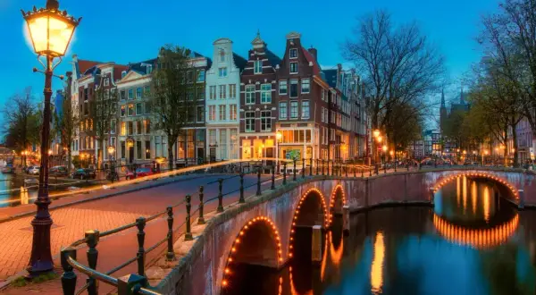 Najlepsze atrakcje turystyczne w Amsterdamie, które musisz zobaczyć