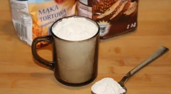 Ile waży szklanka mąki? Precyzyjne przeliczniki i porady eksperta