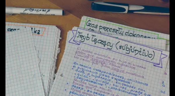 Jak ładnie pisać w zeszycie: proste techniki na poprawę pisma