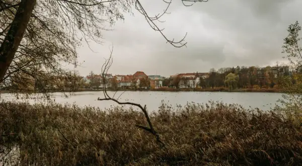 Jezioro Kętrzyńskie: tajemnice, historia i atrakcje w okolicy