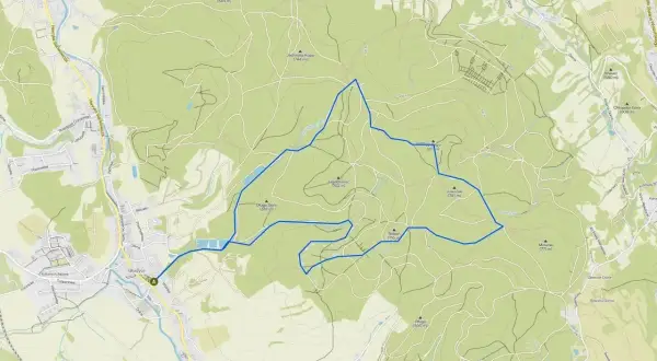 Mapa turystyczna z zaznaczoną trasą przez Góry Sowie. Widoczne szczyty, doliny i sieć dróg.