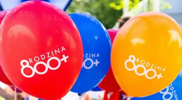 800 plus na nowy okres: Złóż wniosek od 1 lutego 2026 i zyskaj!