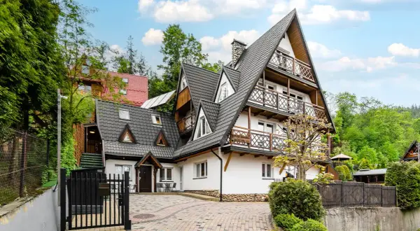 Bacówka 2 Zakopane? Odkryj prawdziwe smaki Tatr i uniknij pułapek!