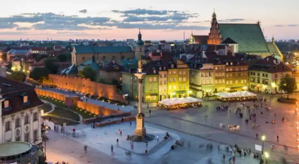 Biuro podróży a wiza: Kto odpowiada i ile to kosztuje?
