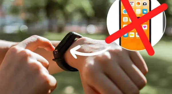 Maintenant, profitez de votre montre connectée sans internet. Le smartphone est barré, indiquant une utilisation autonome.