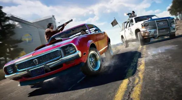 Dynamiczna scena z gry Far Cry 5: czerwony muscle car i biały pickup ścigają się, strzelając do siebie. Sprawdź wymagania sprzętowe!