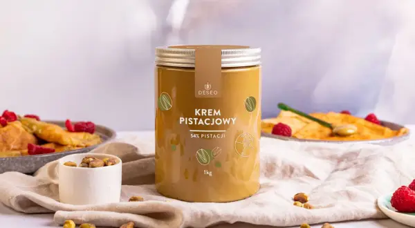 Pyszny krem pistacjowy Deseo, idealny do ptysi i deserów. 54% pistacji, 1kg.